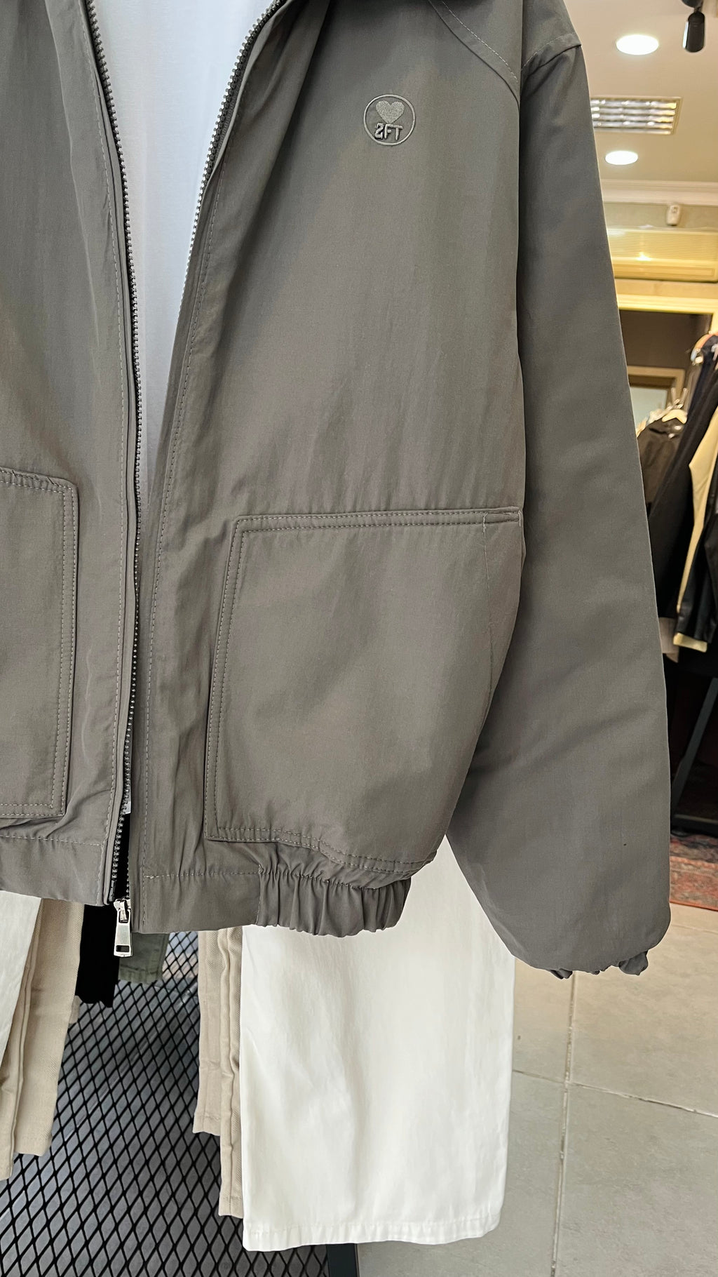 Oversize Haki Mont 2042