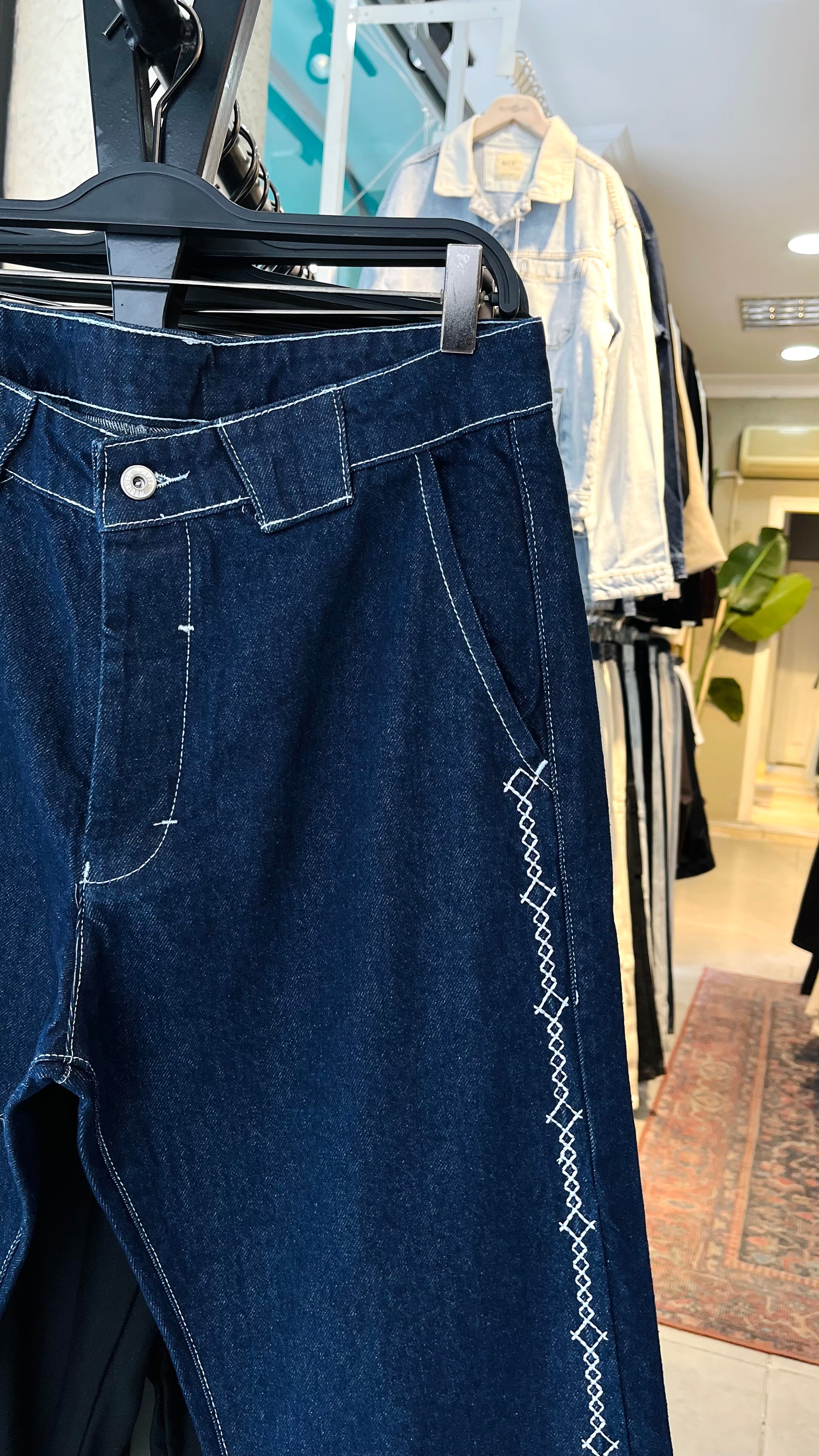 Baggy Lacivert Nakış Detaylı Jean 3319
