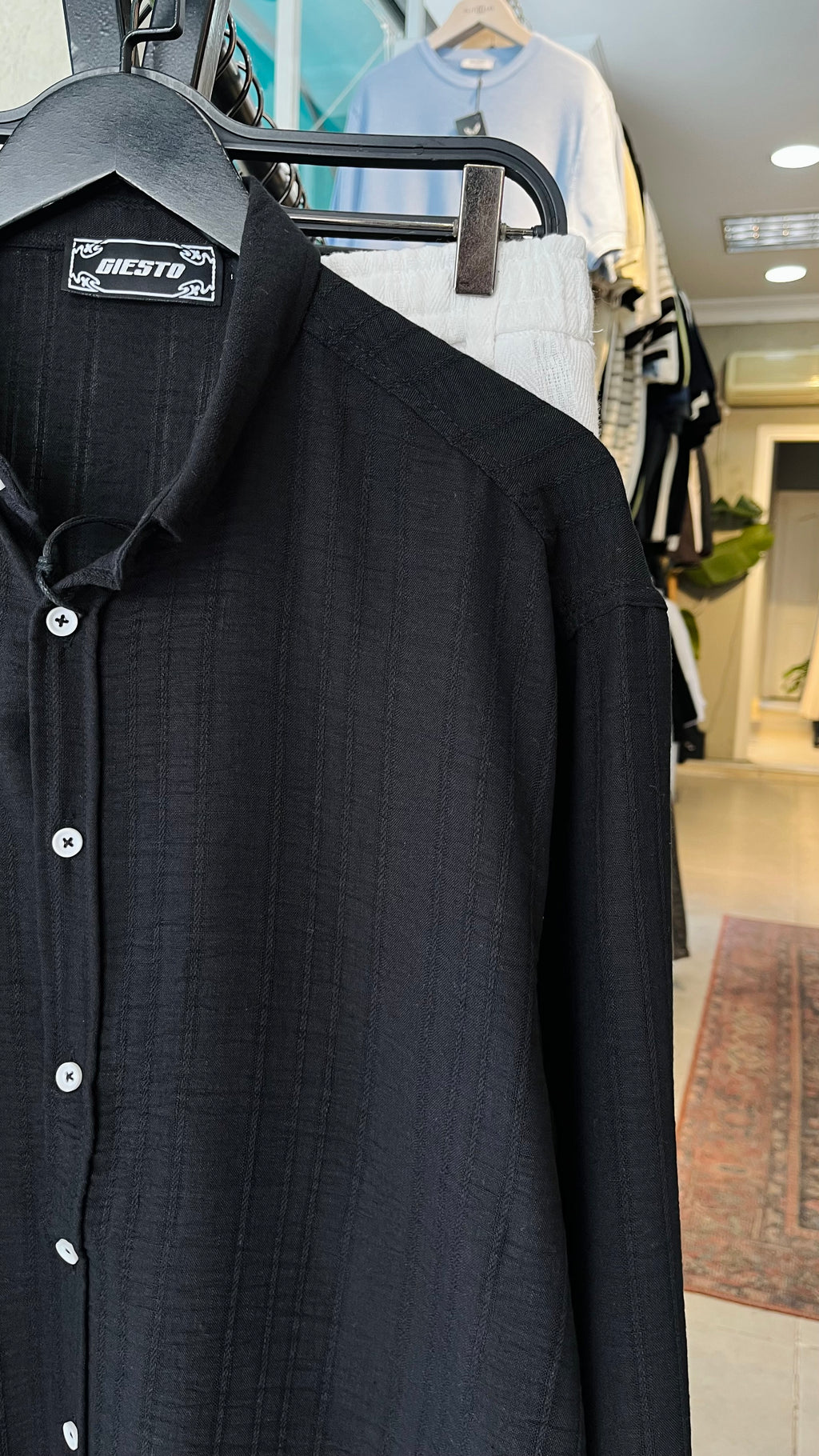Oversize Siyah Kendiliğinden Desenli Gömlek 5470