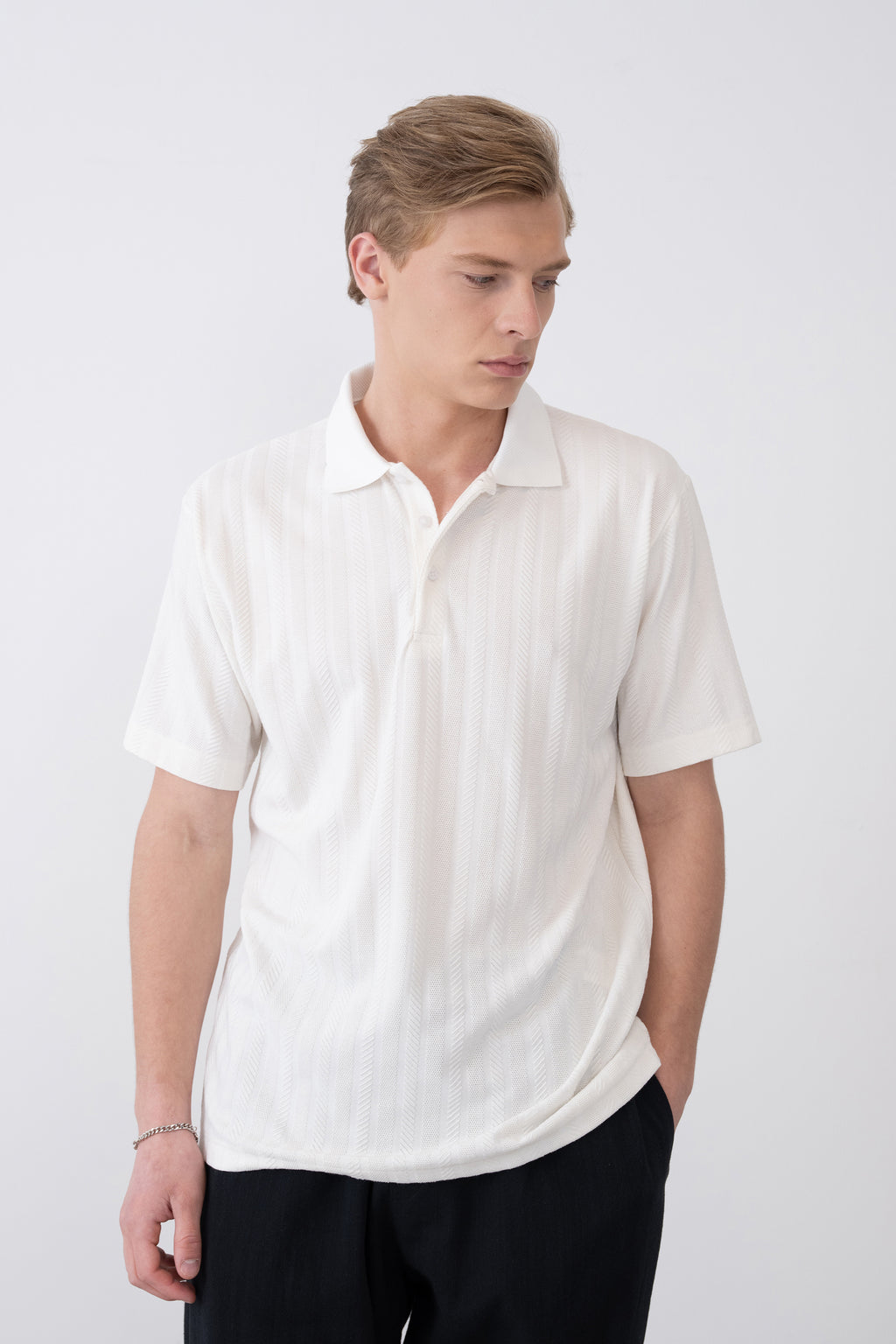 Oversize Beyaz Yakalı Tshirt – Beyaz 9323