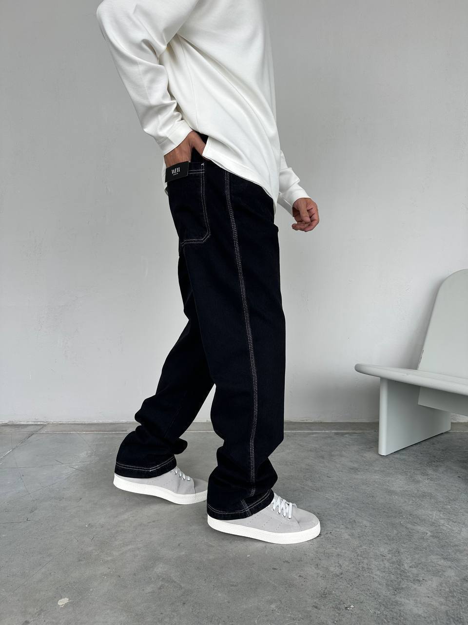 Baggy Beyaz Dikiş Detaylı Siyah Jean 3322