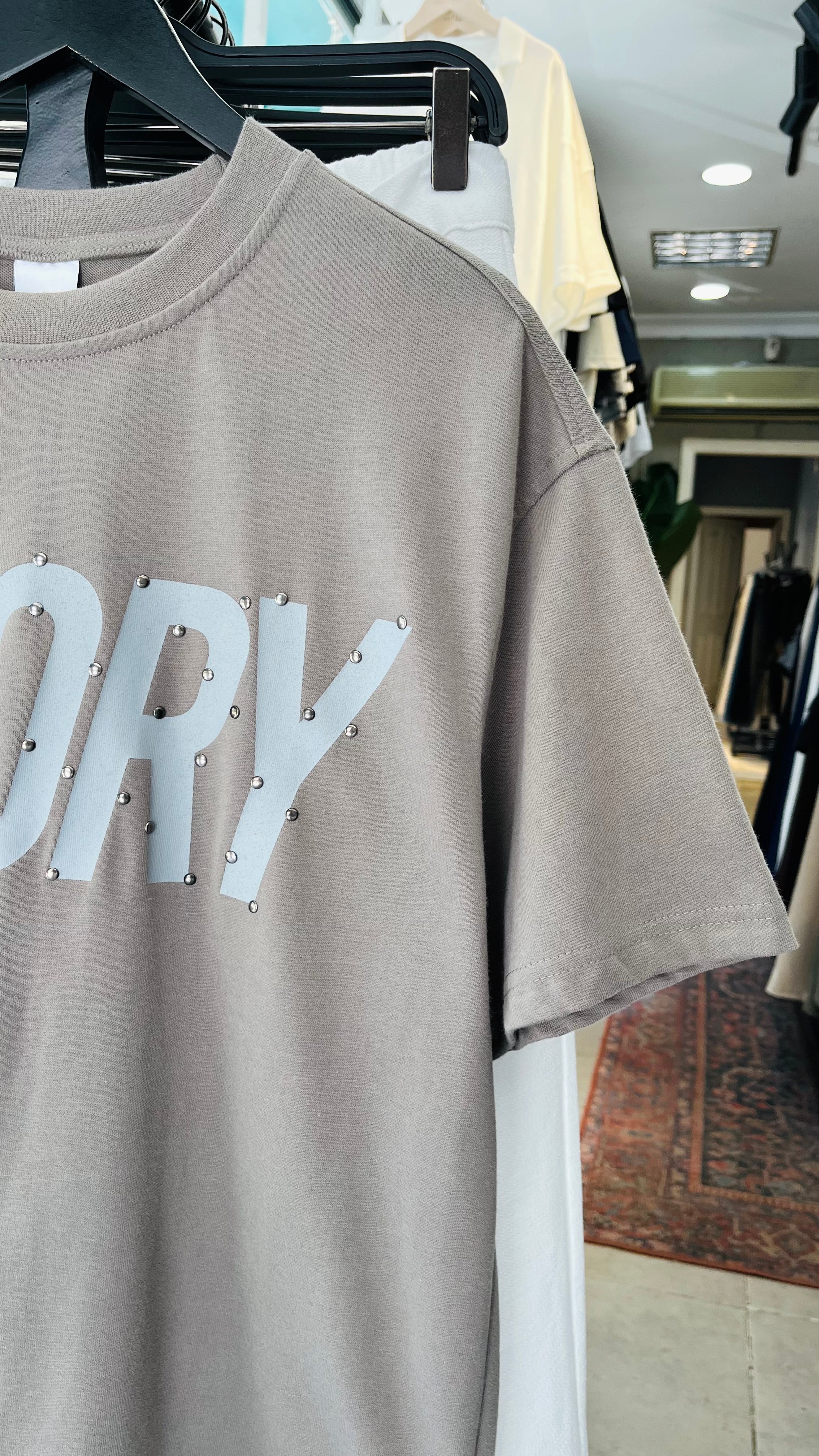 Oversize Gri Glory Taş Başkılı Tshirt – Gri 9337