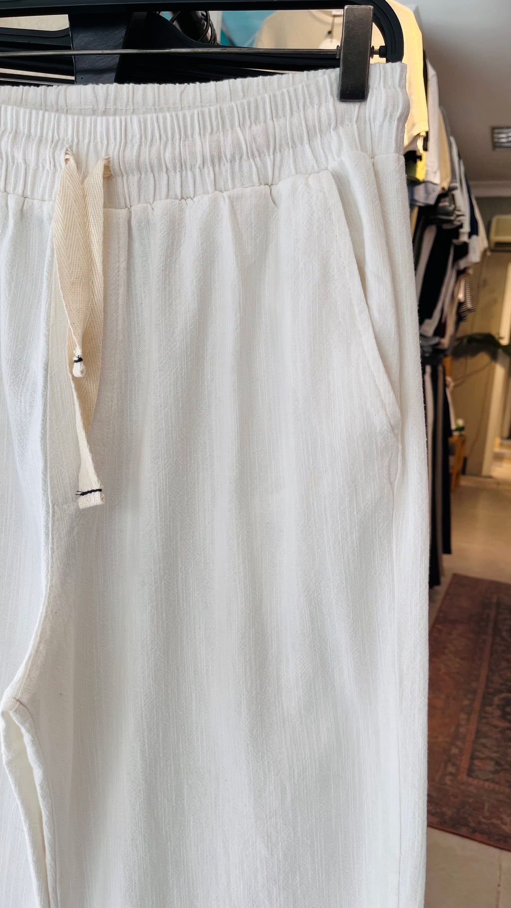 Baggy Nakış Detaylı Beyaz Keten Pantolon 6222