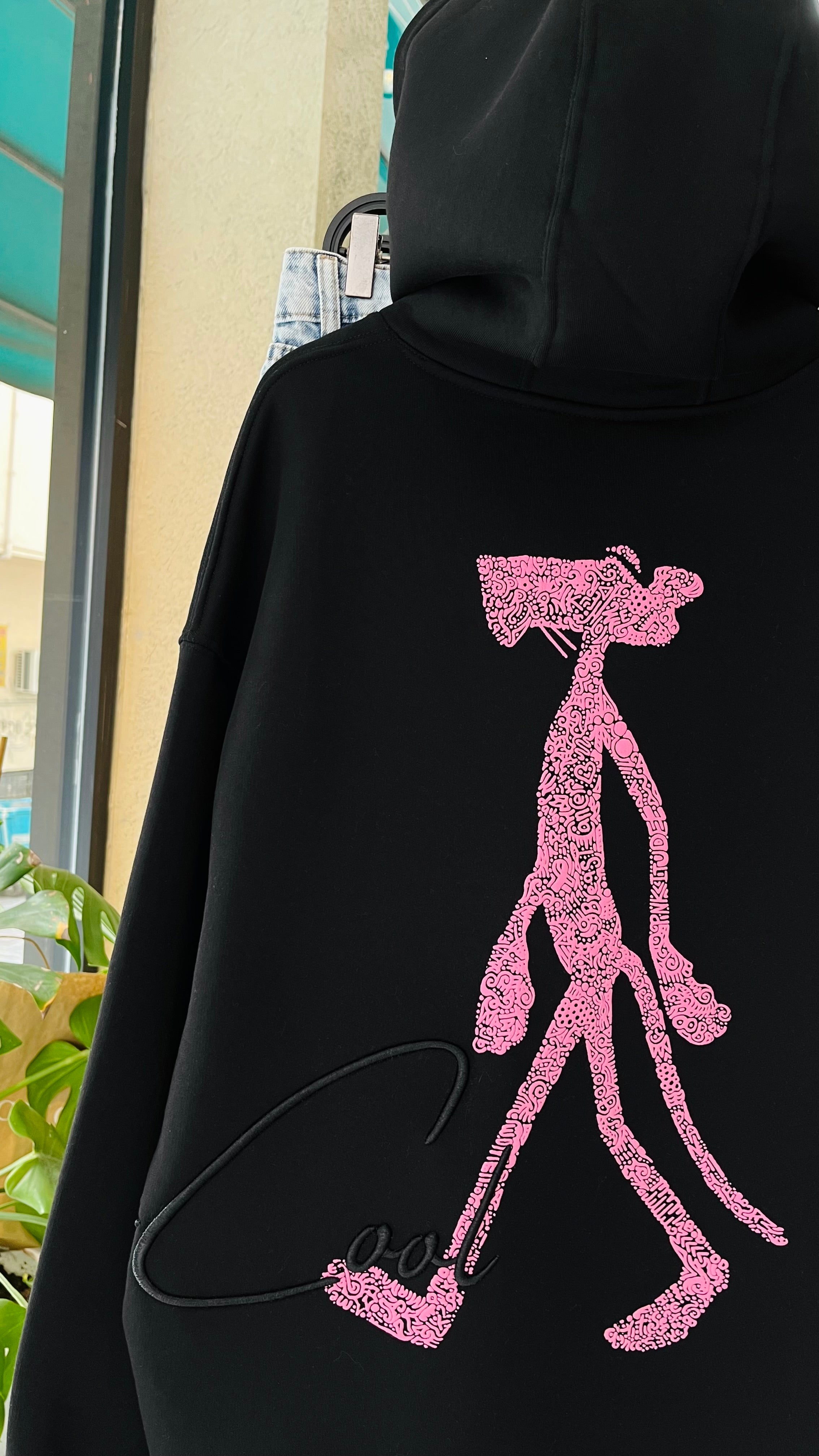 Oversize Pink Panter Sırt Baskılı Siyah Kapüşonlu Sweatshirt 7024