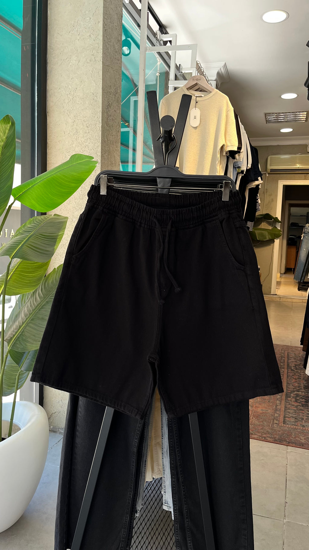 Siyah Gabardin Şort 8003