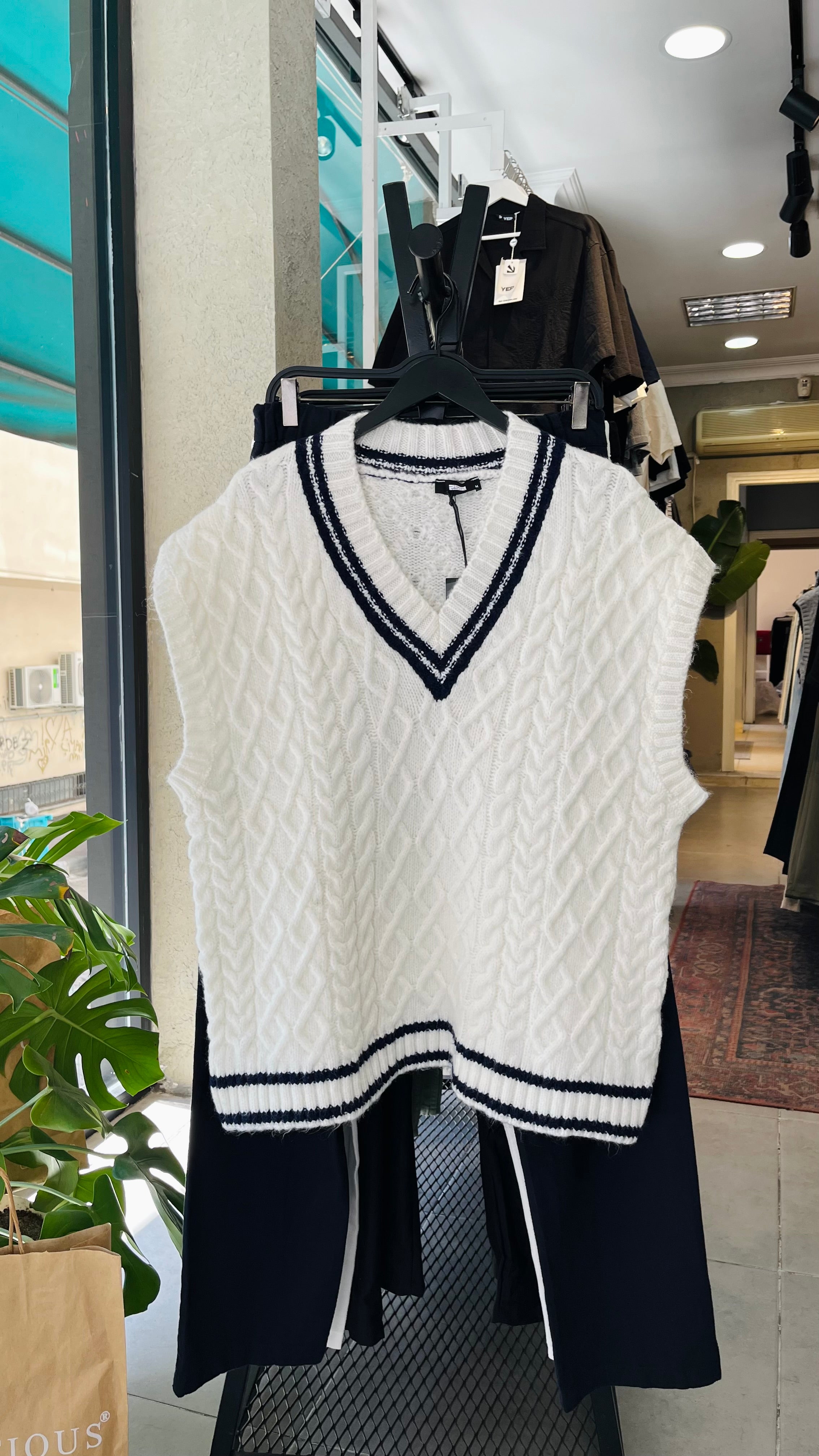 Oversize Çift Renk Beyaz Triko Süveter 7001