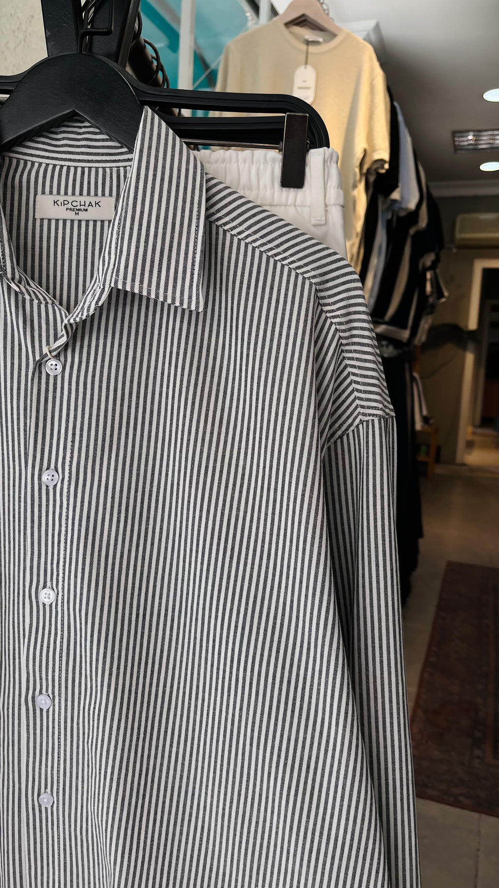 Oversize Siyah Beyaz Çizgili Uzun Kollu Gömlek 5497