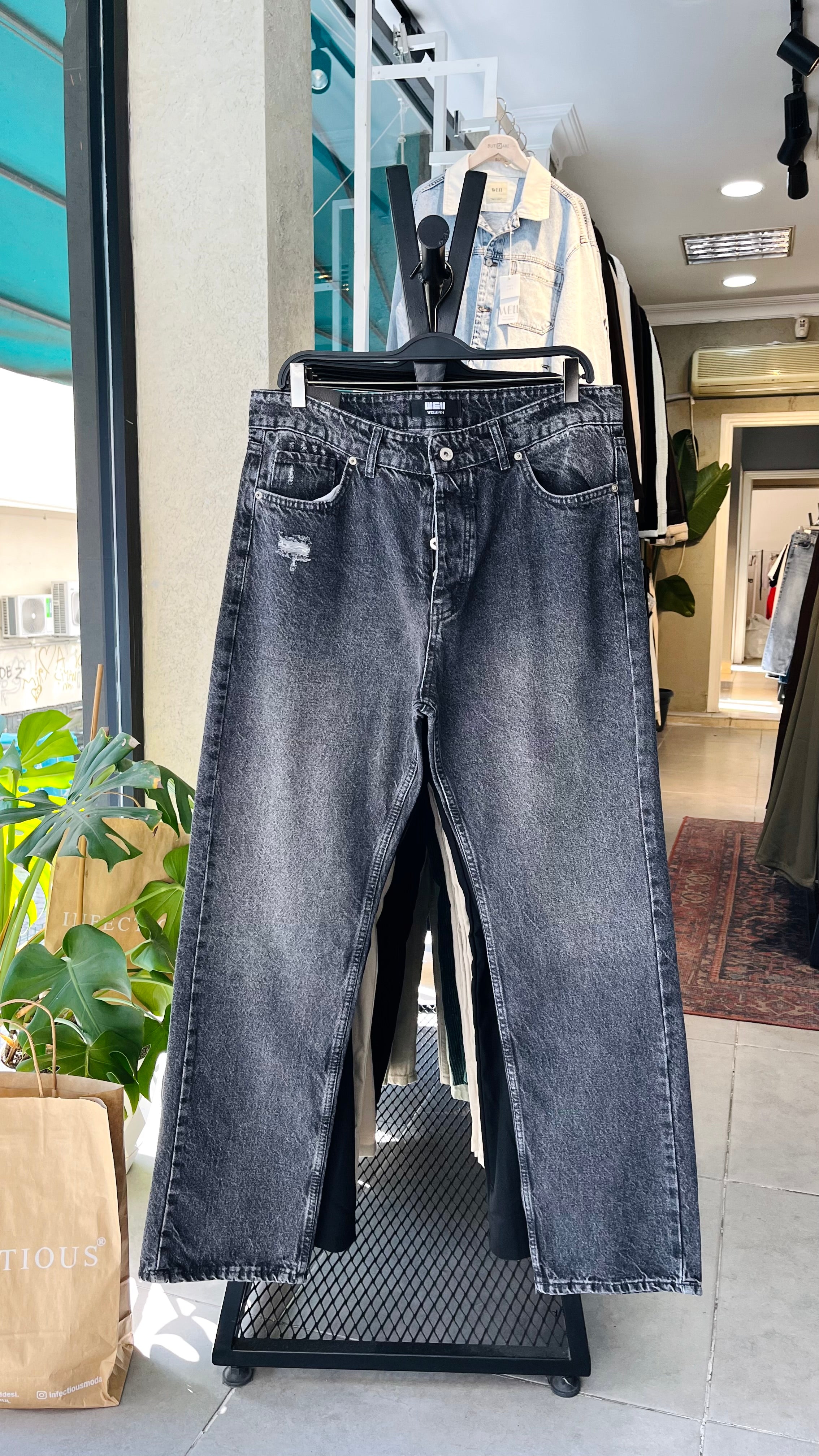 Baggy Koyu Gri Yırtık Detaylı Jean 3325