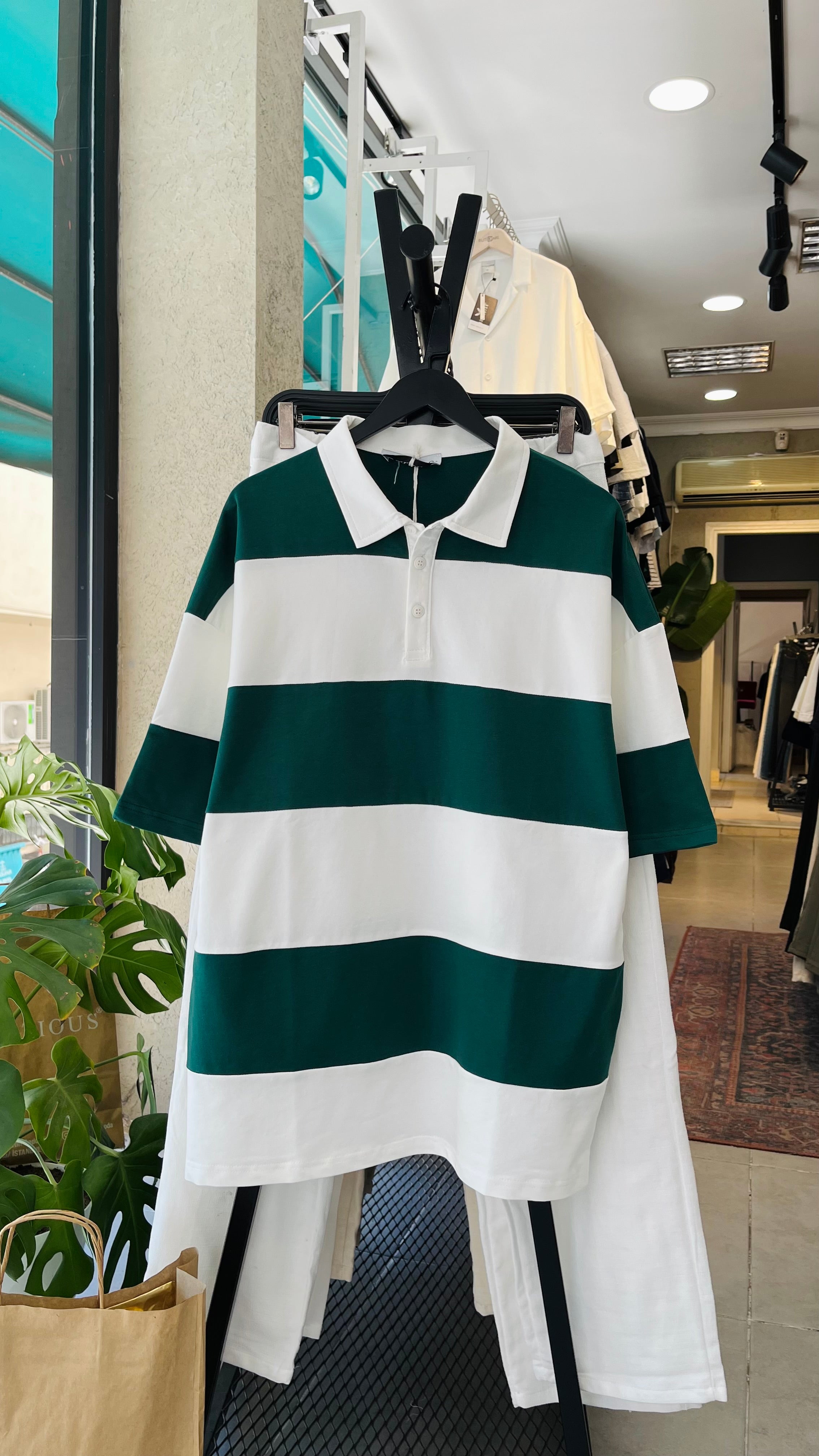 Oversize Yeşil Beyaz Parçalı Yakalı Tshirt – Yeşil 9344