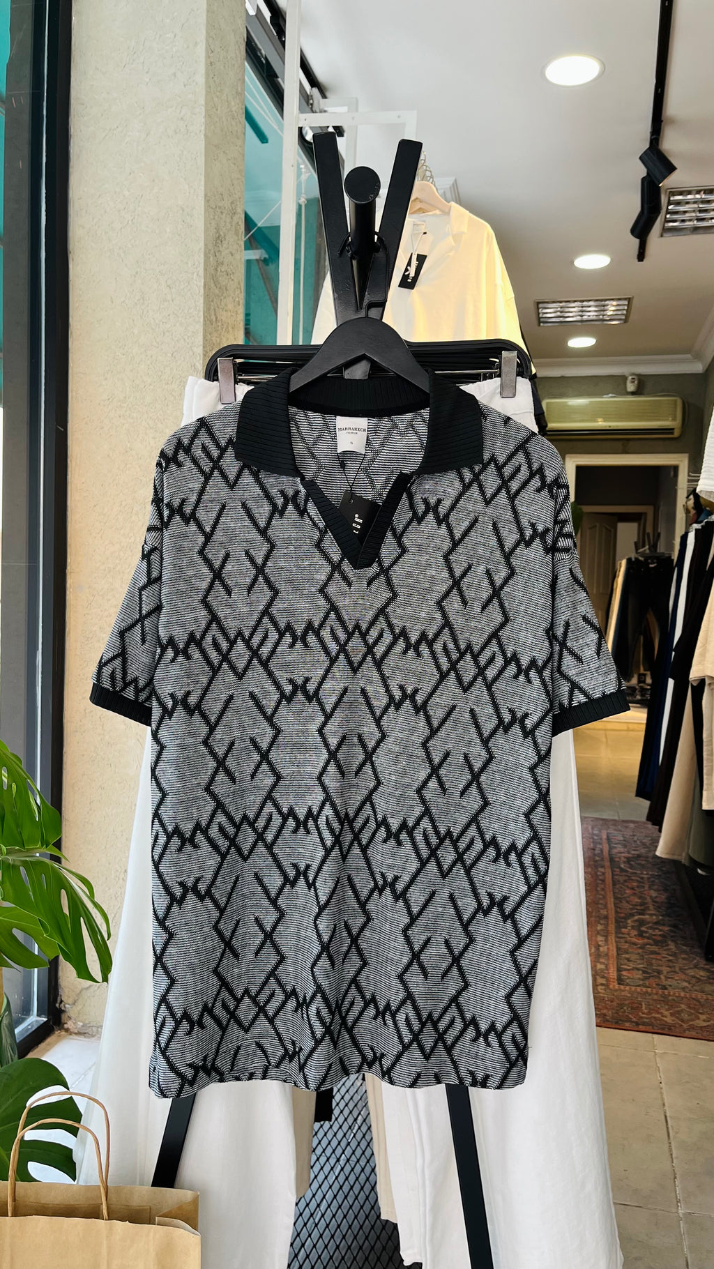Regular Siyah Desenli Gri Yakalı Tshirt – Gri 9339