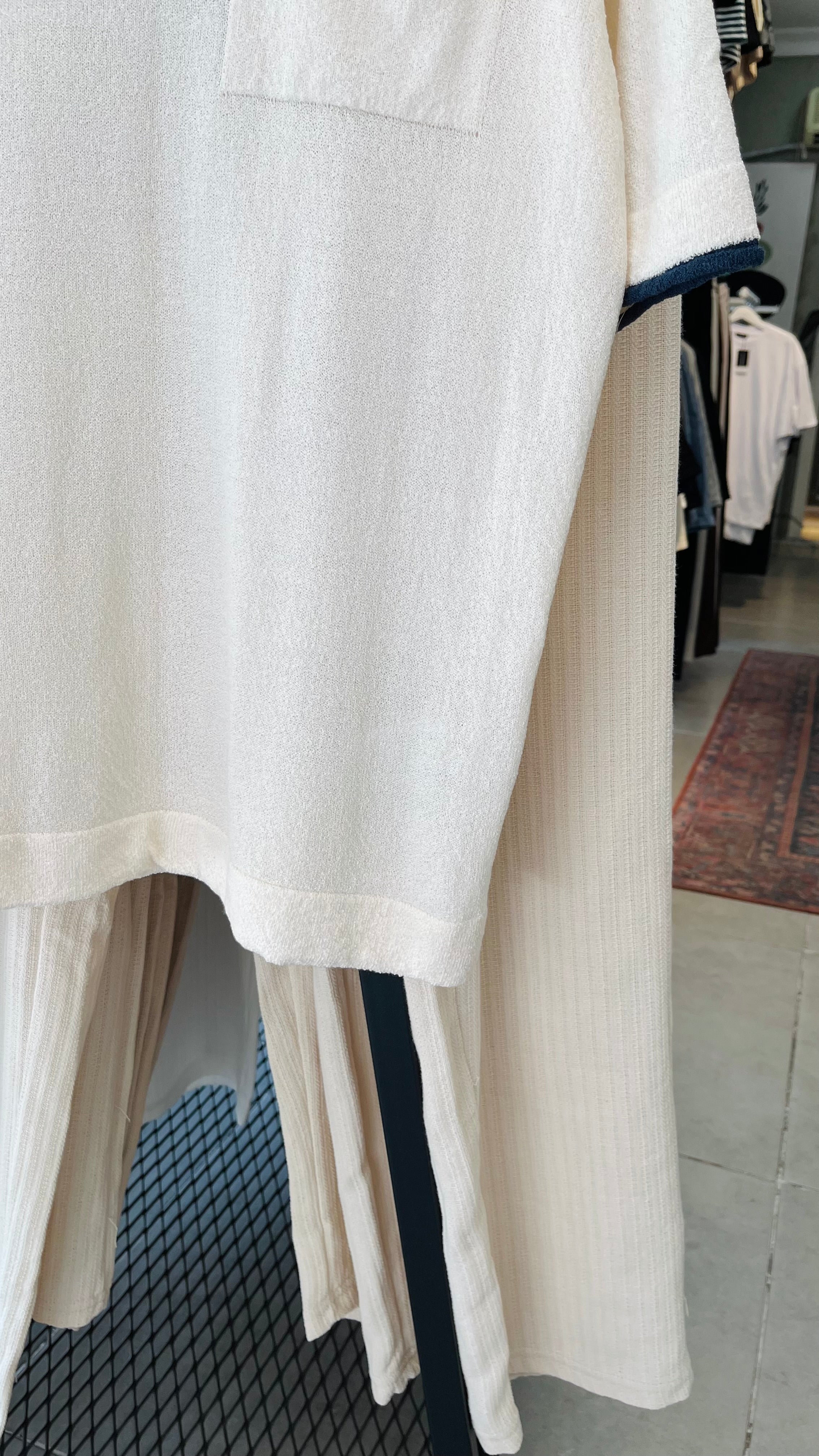 Oversize Bej Cep Detaylı Yakalı Tshirt – Bej 9295