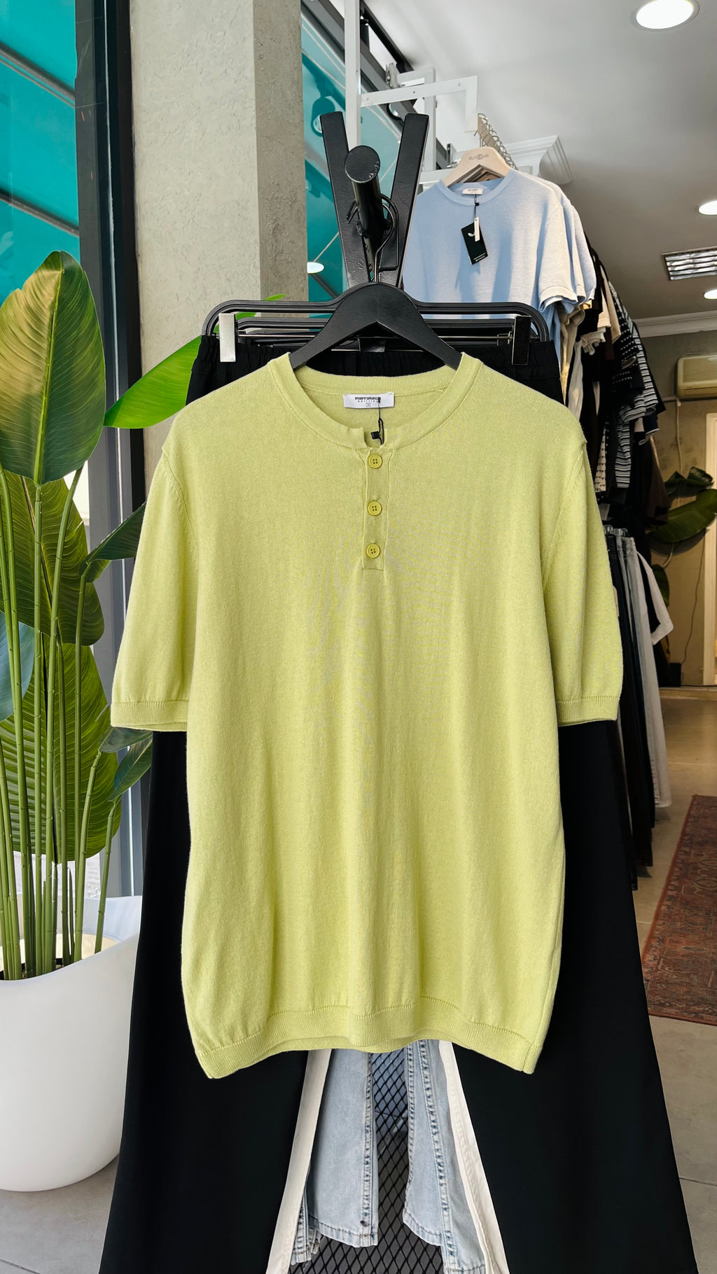 Yarım Patlı Çağla Yeşili Triko Tshirt 9377