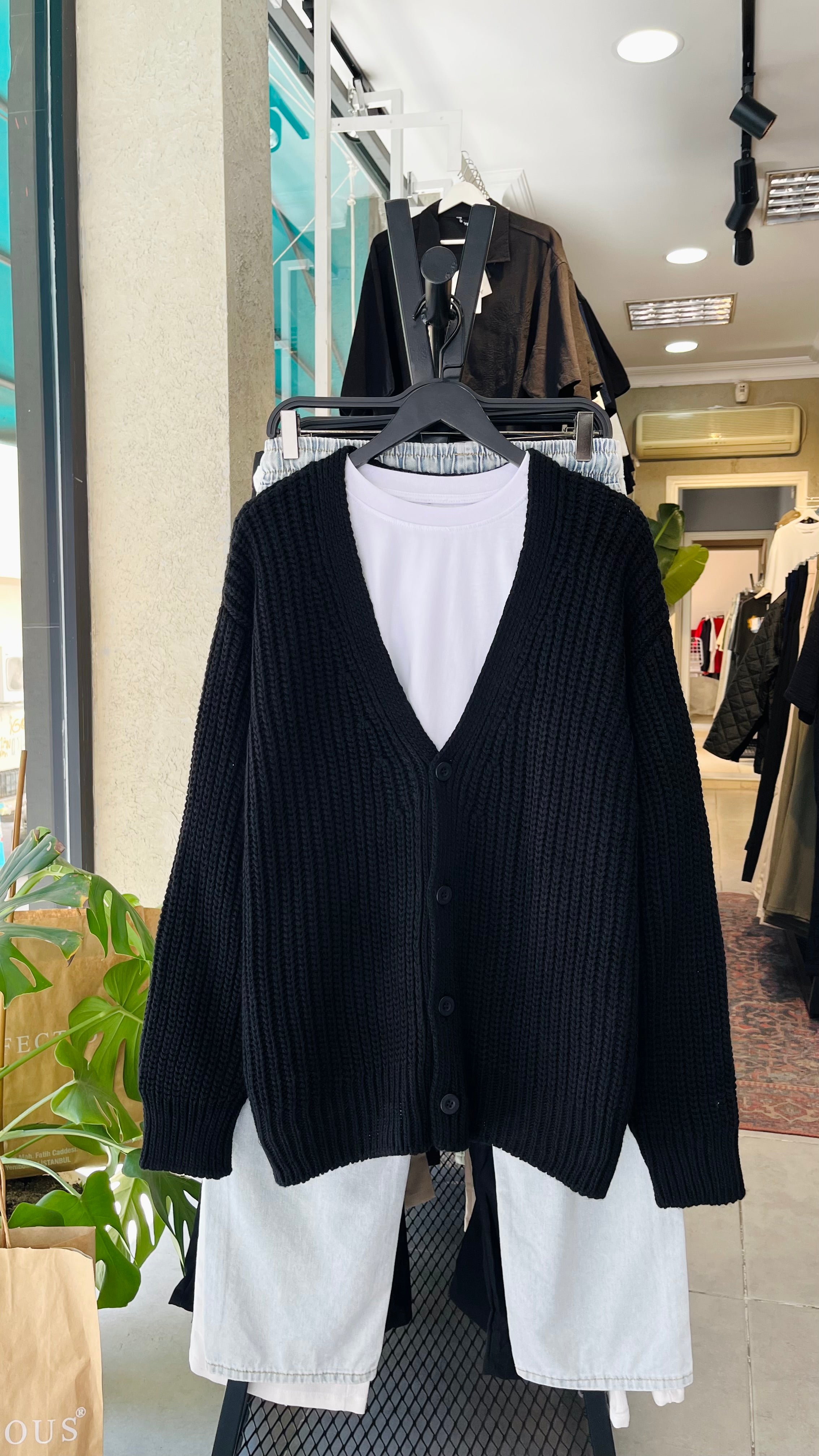Oversize Siyah Örme Hırka 7009