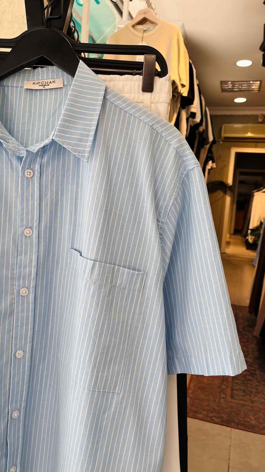 Oversize Beyaz Çizgili Bebe Mavisi Kısa Kollu Gömlek 5502