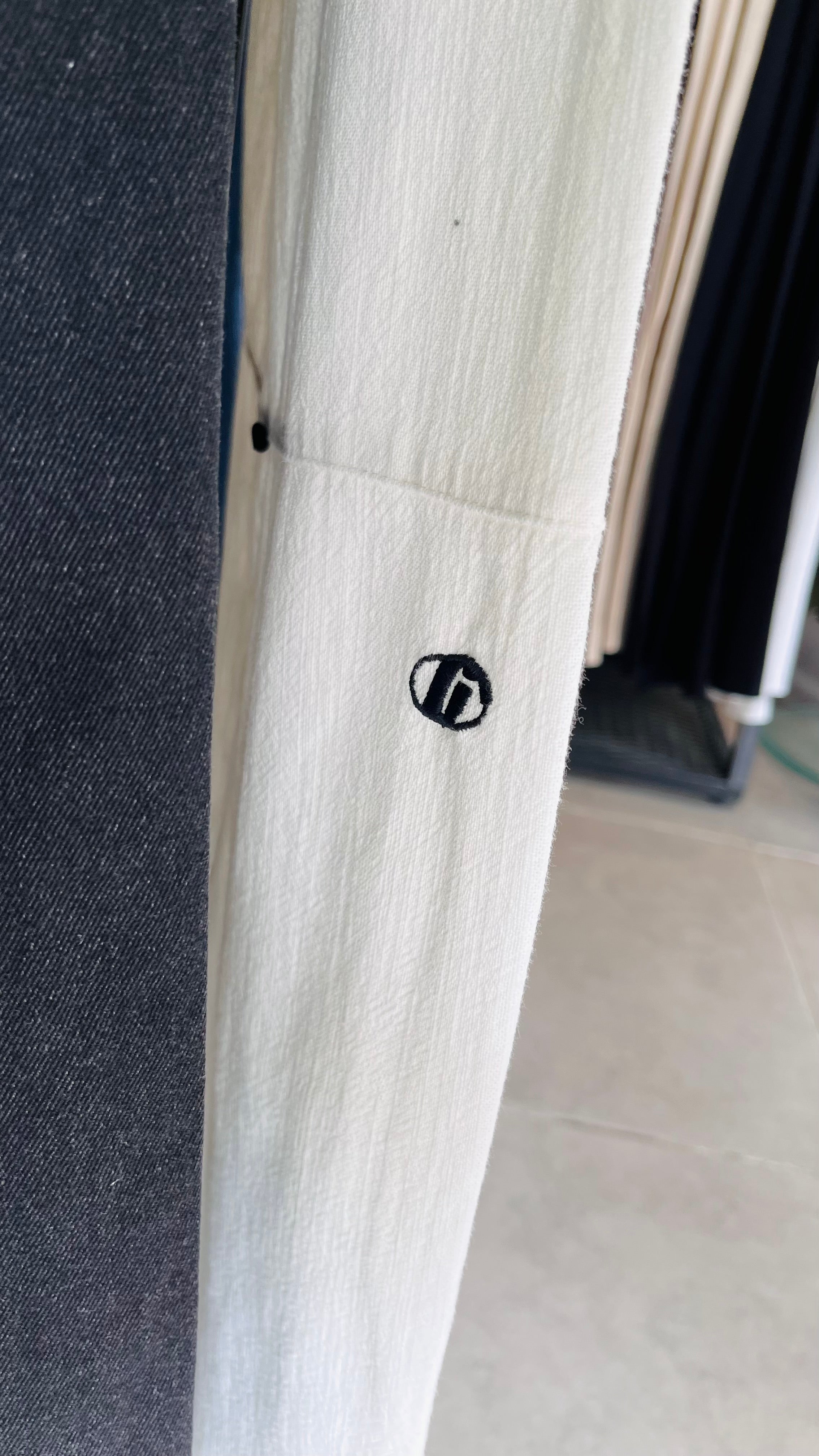 Baggy Nakış Detaylı Beyaz Keten Pantolon 6222